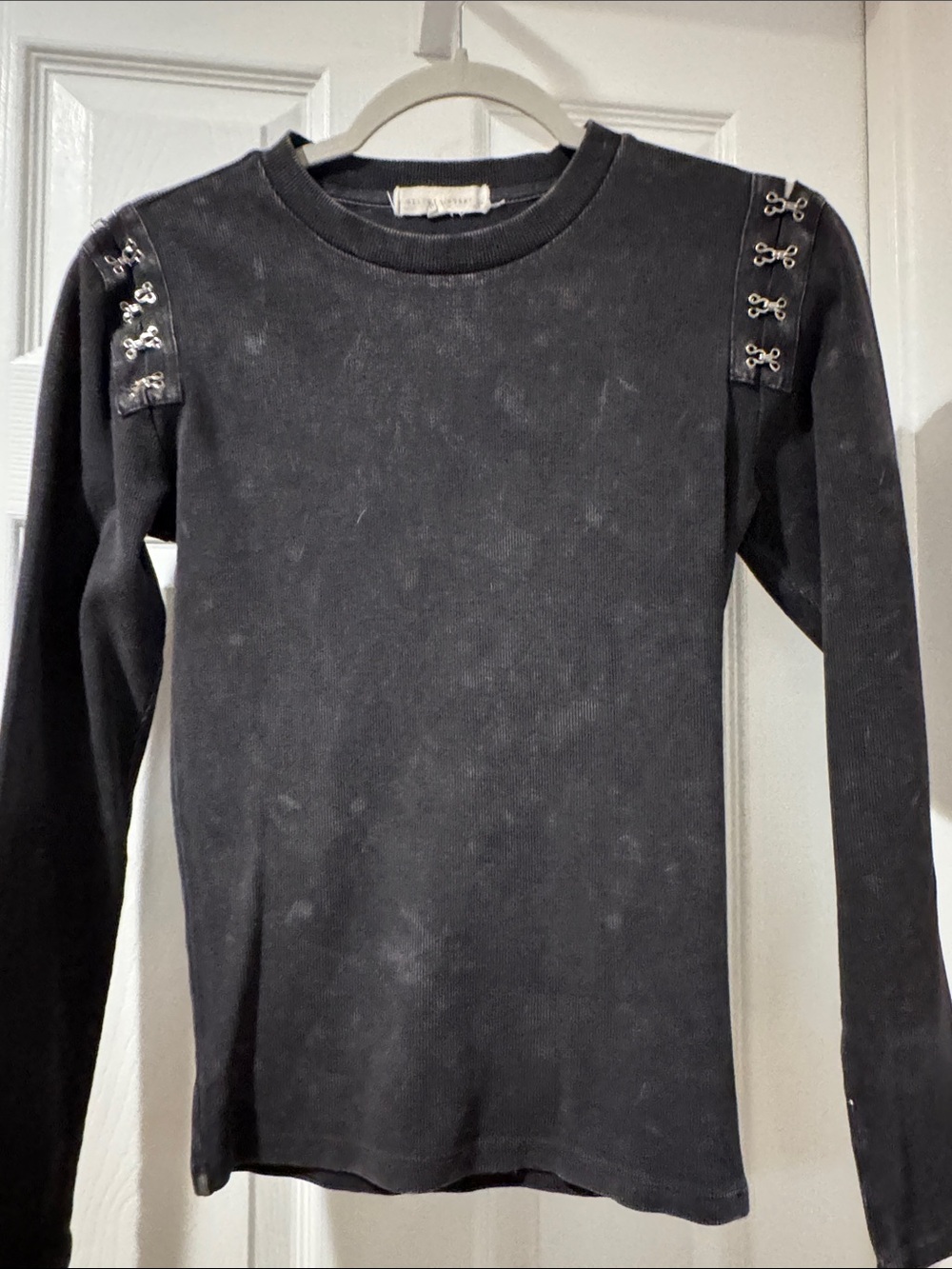 Gilden Intent Black Long-Sleeve Tee with Hook Accents